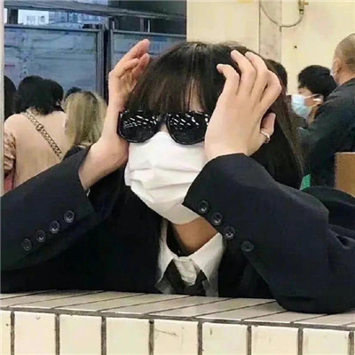 湖州伴游女生冯萧玉的资料